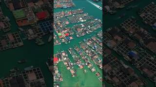 這個村莊竟然漂浮在海上，全村都要靠船出行 #旅行推薦 #旅行vlog #景點推薦 #風景 #amazing #景點 #travel #traveltip #中國必去景點 #中國旅遊