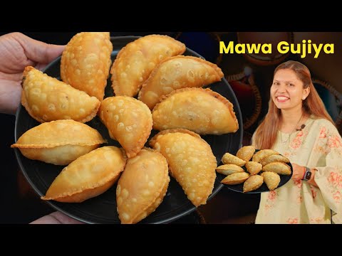 मावा गुजिया घर के खोये से बनाये | Mawa Gujiya Recipe | Khoya Karanji Recipe | Gujiya Kabitaskitchen