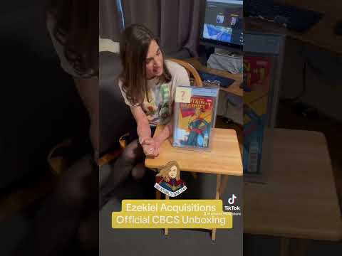 Captain Marvel 1  Official CBCS Unboxing #marvel #cbcs #unboxing #captainmarvel