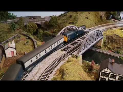 The Canal - Part 2, finishing the scene. OO Gauge Model Railway