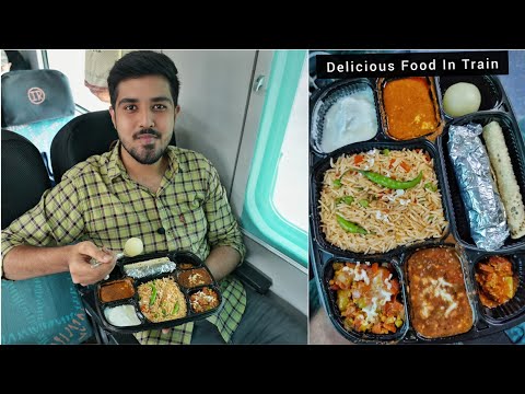 Swadisht Train Ka Khana || How to Order Food On Train || Railrestro