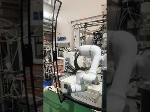 🔥Robotic flame treatment of plastic headlight housings