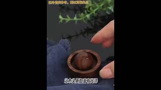 質感生活從香味開始✨黑胡桃圓球擴香木✔ 放書桌 ➜ 工作壓力瞬間緩解✔ 放床頭 ➜ 每晚好眠又放鬆✔ 放車上 ➜ 開車也有小確幸✔ 當送禮 ➜ 超有品味又不失禮❤️ #好物分享 #好物開箱 #居家好物