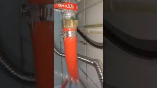 安裝櫻花牌電子恆溫強制排氣熱水器 瓦斯測漏