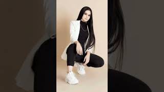 FASHION TRENDS 2025/ OUTFIT ELEGANTE CON TENIS PARA MUJER #shorts #viralvideo #fashion #style #moda