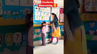 Students Welcoming 😊😊 #nipunbharat 🎯#class 1 #gatividhi #activity #shorts #short