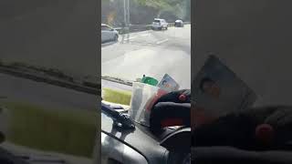 拖格罗厘失控与6车连环撞  南北大道狂塞9KM