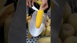 How to cut corn very easily in Thailand!!!