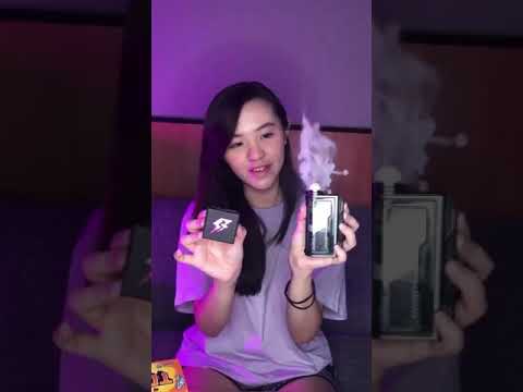 Amazing girl cloud tricks ! #shorts #vaping #vapers #boxmod #mod #viral #trending