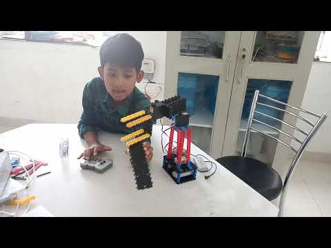 Robotic arm with mrt