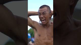通過佈滿咕咾石的天堂路，對他們來說是終點也是起點，恭喜集訓隊的學員成為陸戰蛙人！【軍聞社 #shorts 】 #海軍陸戰隊 #兩棲偵搜大隊 #陸戰蛙人 #Marine #ROC #Taiwan