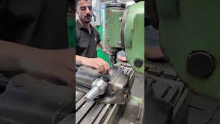 Keyway slotting on a conventional milling machine 🏭👍 #milling