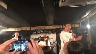 「TOSHI-LOWのライブMC: 世界は変わる直前の熱いメッセージ」OAU