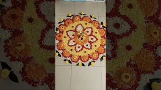 #onam #flowersrangoli #rangoli #pookalam #athapoo #floralrangoli