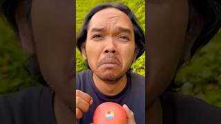 Lifehack skills: Removing apple stickers #camping #lifehack #survival #bushcraft #out#2258