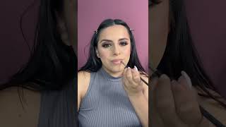 GLOSSY LIPS 👄✨#lipcombo #glossylip #lipgloss #lipsticktutorial #beautybloggers  #makeuplooks