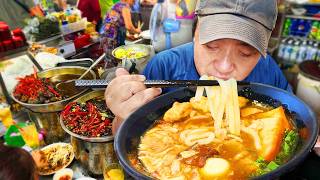 Vietnamese MICHELIN NOODLES! 5 Hour Local STREET FOOD & NOODLE Tour of Da Nang, Vietnam
