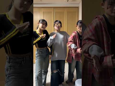 【即興ダンス】TikTokで流行ってるBANANA BOAT（バナナボート）踊ってみた！#Shorts