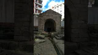 Fuente de Fuencalada; siglo IX, reinando Alfonso III el Magno.