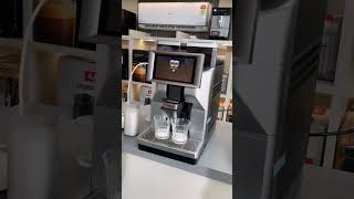 Saeco Magic M1: The enchantment of espresso at your fingertips.