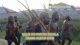KIRAB SALIB PAROKI SEGALA ORANG KUDUS DIYAI
