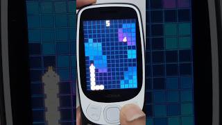 Do you remember playing the snake game of black & white version on the Nokia button mobile phone?
