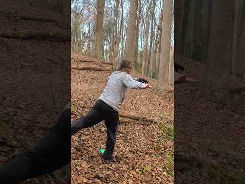 #discgolf hole 13 at Turkey Hill #discgolfcourse Arvid&Max - way too many trees...