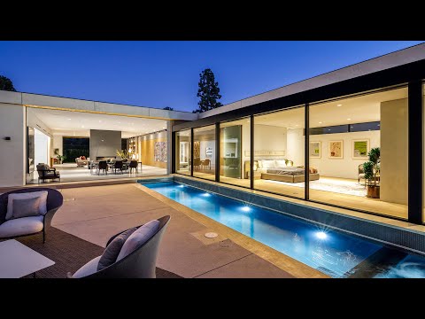 Opened Plan Villa in Beverly Hills