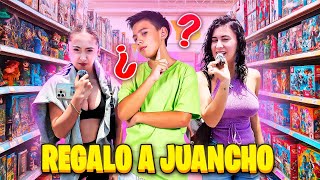 REGALO PARA JUANCHO 🥳🎁 | Hermanas JM