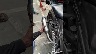 R3 Akrapovic Exhaust 😍😍 #machinerules #bike #exhaust #shots