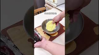 揭秘4块钱的火鸡面，摇身变成50块的韩式炸鸡！#火鸡面#炸鸡#空气炸锅美食#泡面的神仙吃法