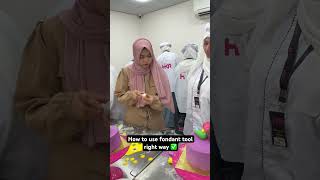 How to use fondant tool|cake baking | how to make perfect cake at home | dark chocolate vanilla cake