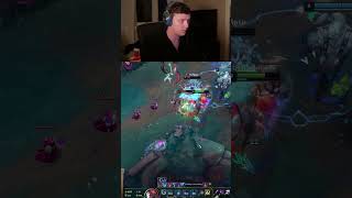 Yasuo locks in for the fight! #leagueoflegends