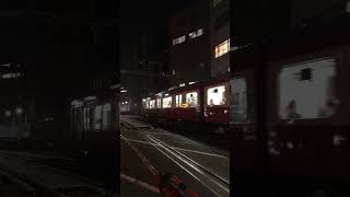 Level crossing between Shinagawa Station and Kita-Shinagawa Station on the #Keikyu Line | #shorts