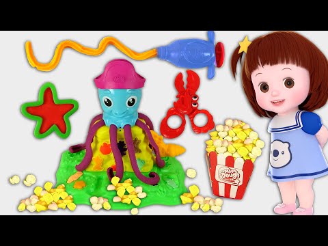 Baby Doli and popcorn play doh food toys