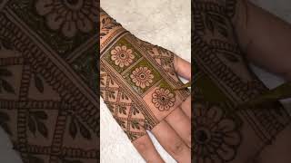 #mehndi #henna #heena #mehndibridal #mehandi #bridalhenna #bridalmehandi #mehendi #roopmehndiart