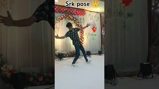 SRK 👑 king pose #Viralvideo #trending  #Srklover #srkfanclub #ChhotaShahrukh #ShahrukhKhan #foryou
