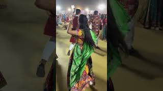 Kum Kum #garba #navratrispecial #music #song #dance #geetarabari #zankaar2 #nonstopgarba2023