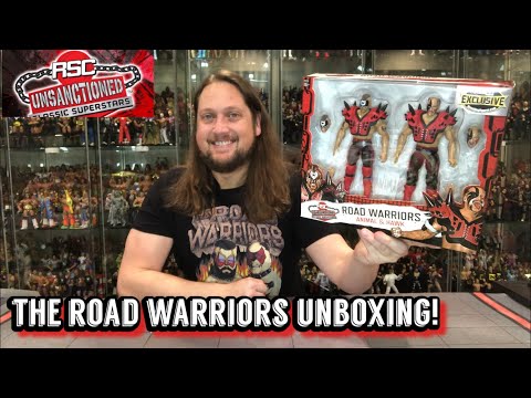 The Road Warriors Unsanctioned Classic Superstars Unboxing & Review! Ringside Exclusive!