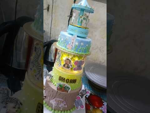 jungle theme cake #1stbirthdaycake #junglethemecake #cakespacer #carouselcake #themecakes #viral