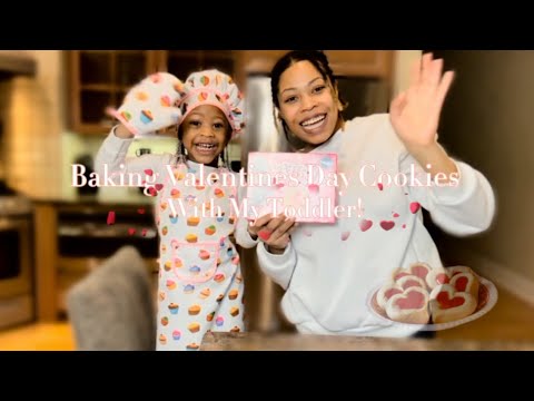 Baking Valentine’s Day Cookies With Mommy & Miy!💕