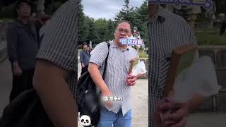 👍香港大哥遠赴千里爲“娃娃兵”送糖，網友：向小英雄先烈們致敬！#shorts #china #DynamicChina