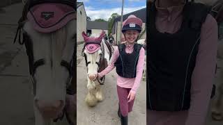 Look, walk & talk? #horseriding #horsevlog #fyp #ponies
