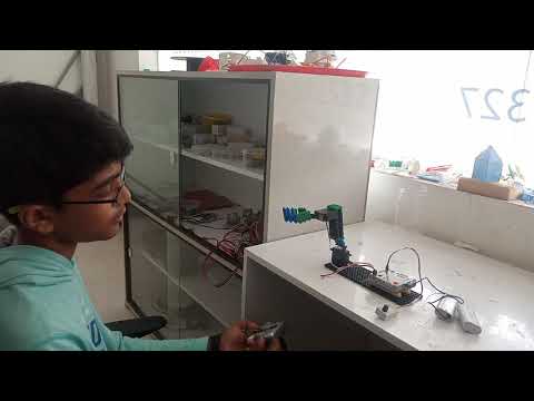 Robotic arm activity using mrt