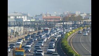 今天大年初二是民間習俗嫁出女兒回娘家的日子，儘管高速公路局預告今天會有20處壅塞路段，很多人都提前上路，還是照踩「地雷」...