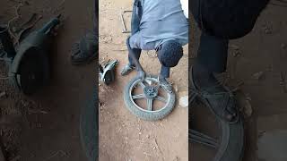 Removing a rear wheel sprocket #automobile #motormechanic