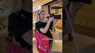 北歐媳婦要回娘家了！小老外都買了什麼中國特產呢？#京東mall#京東電器#chinatravel#北歐媳婦#taxfree