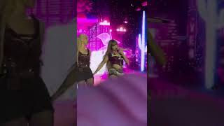 The DEADLY DUO #rosé #lisamanoban #deadline #blackpink2025 #blackpinkconcert