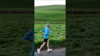DO YOU RUN IN THE MORNING OR EVENING? #runningtraining #morningrun #morningrunning