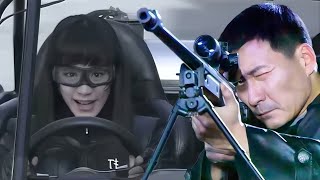 Chinese agent surrounded by Japanese army! Beautiful partner saves him with a tank!